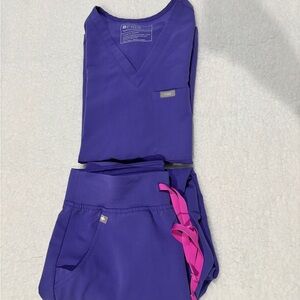 Figs Purple Scrub Set